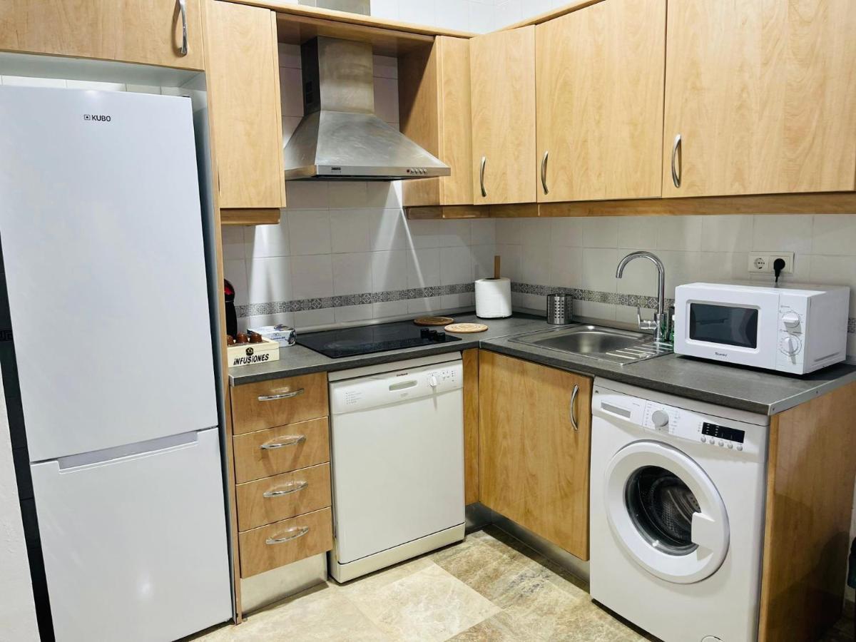 Apartamento Acogedor Y Moderno En Pleno Centro De Sevilla Con Parking Gratis Exterior photo