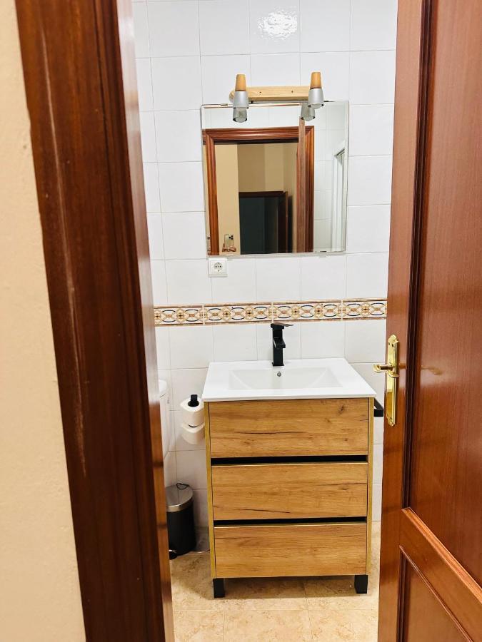 Apartamento Acogedor Y Moderno En Pleno Centro De Sevilla Con Parking Gratis Exterior photo