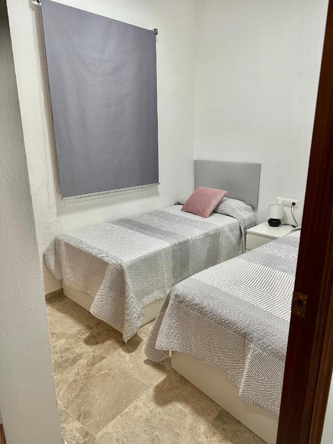 Apartamento Acogedor Y Moderno En Pleno Centro De Sevilla Con Parking Gratis Exterior photo